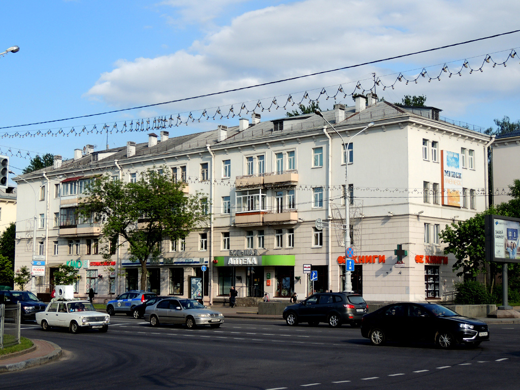 Минск, Проспект Независимости, 92 / Улица Макаёнка, 1