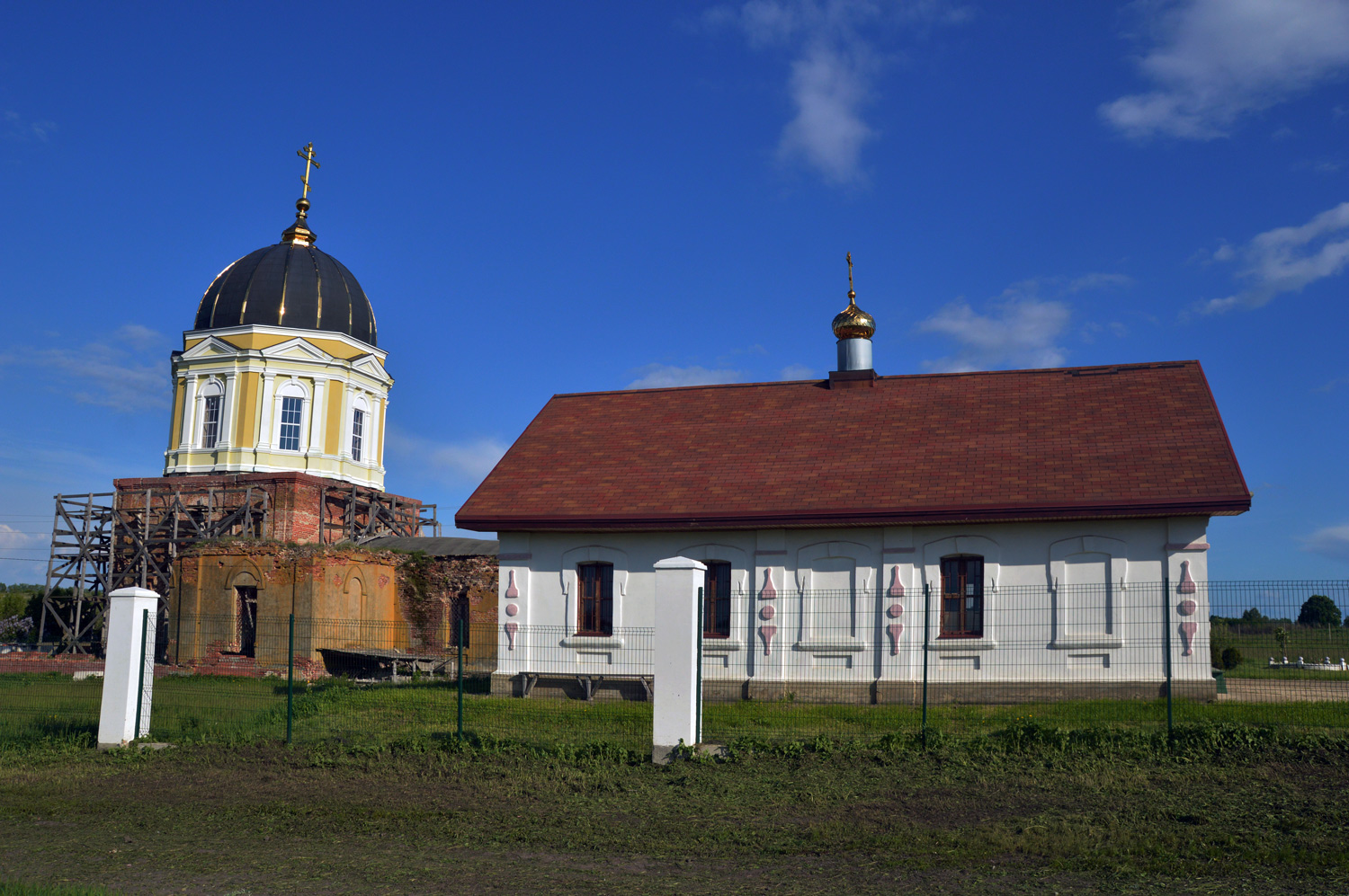 Тербунский район, прочие н.п., с. Озерки, Дорожная улица, 14/1; с. Озерки, Дорожная улица, 14