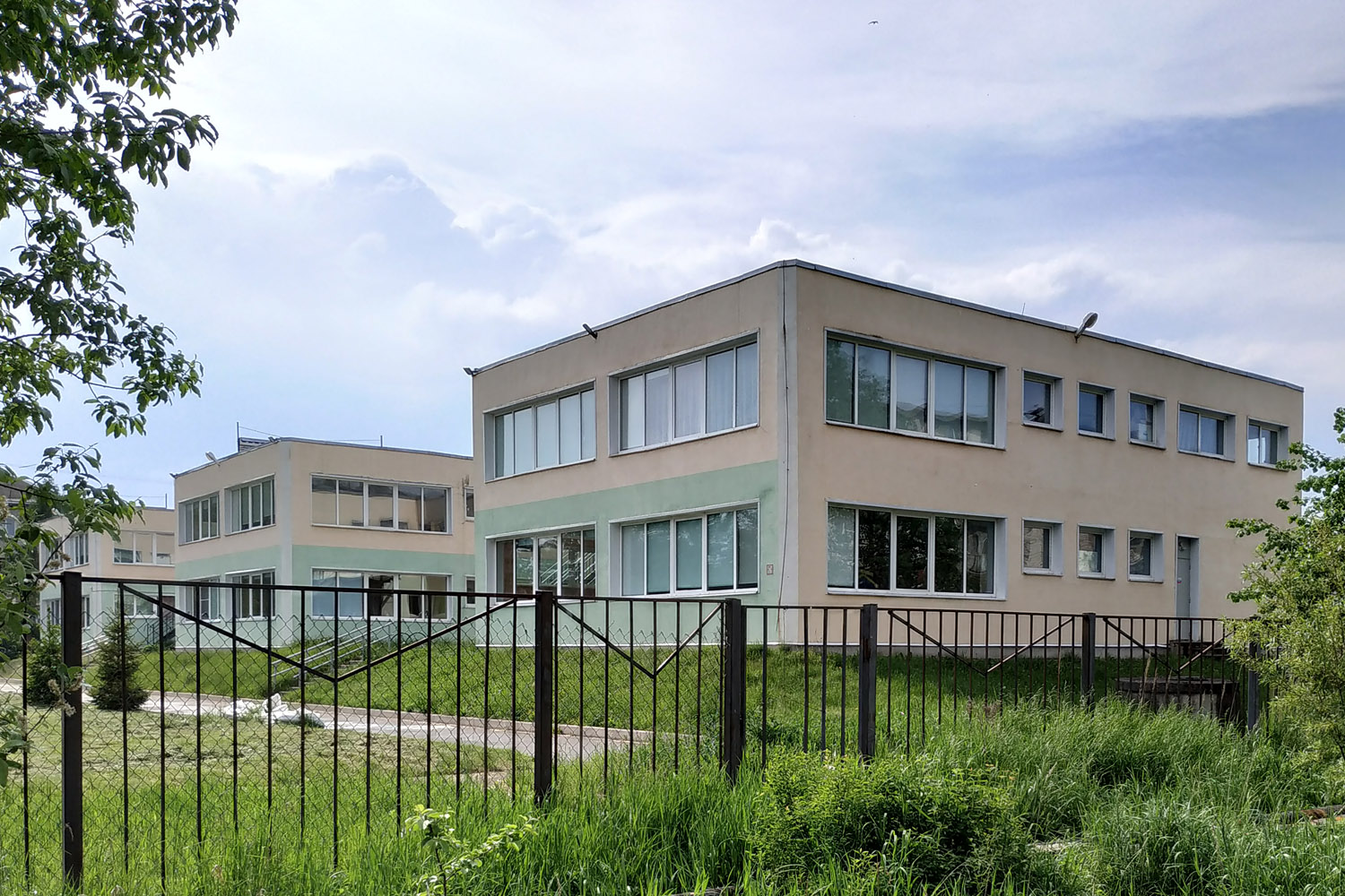 Назия, Октябрьская улица, 6А