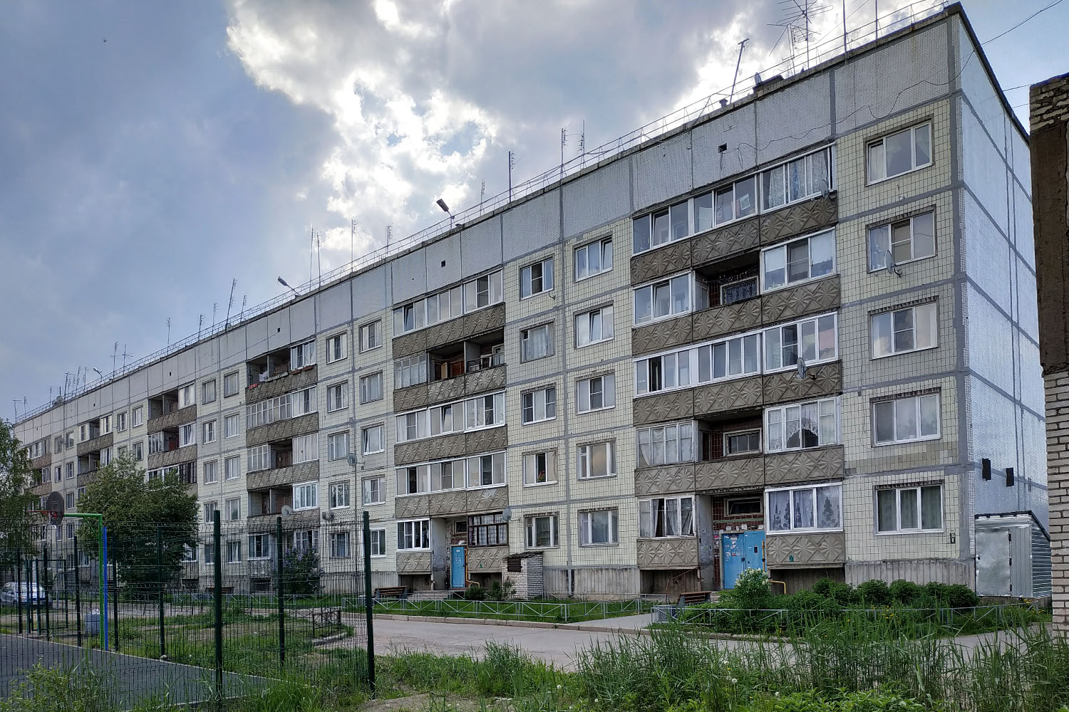 Назия, Луговая улица, 6