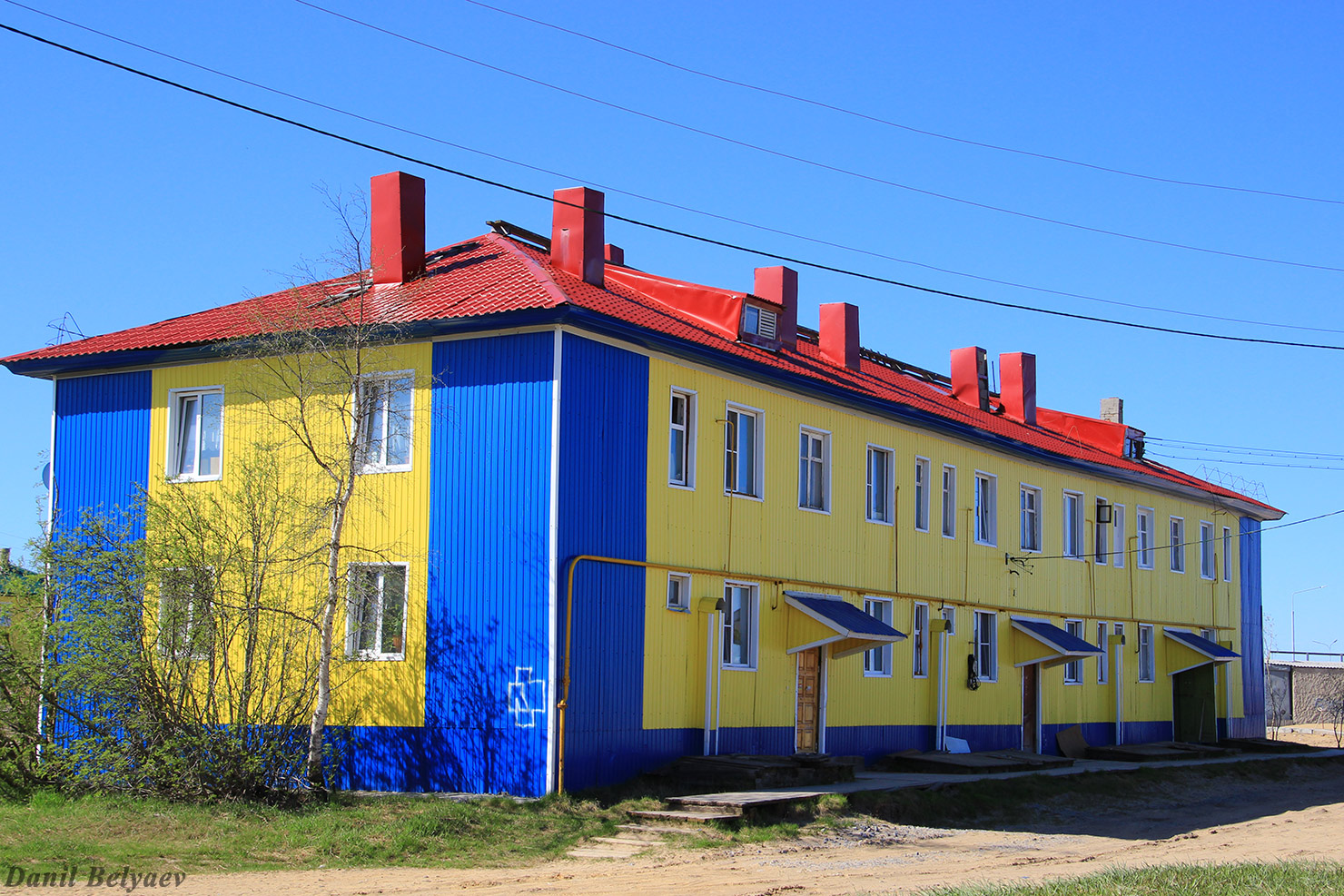 Нарьян-Мар, Улица Калмыкова, 1