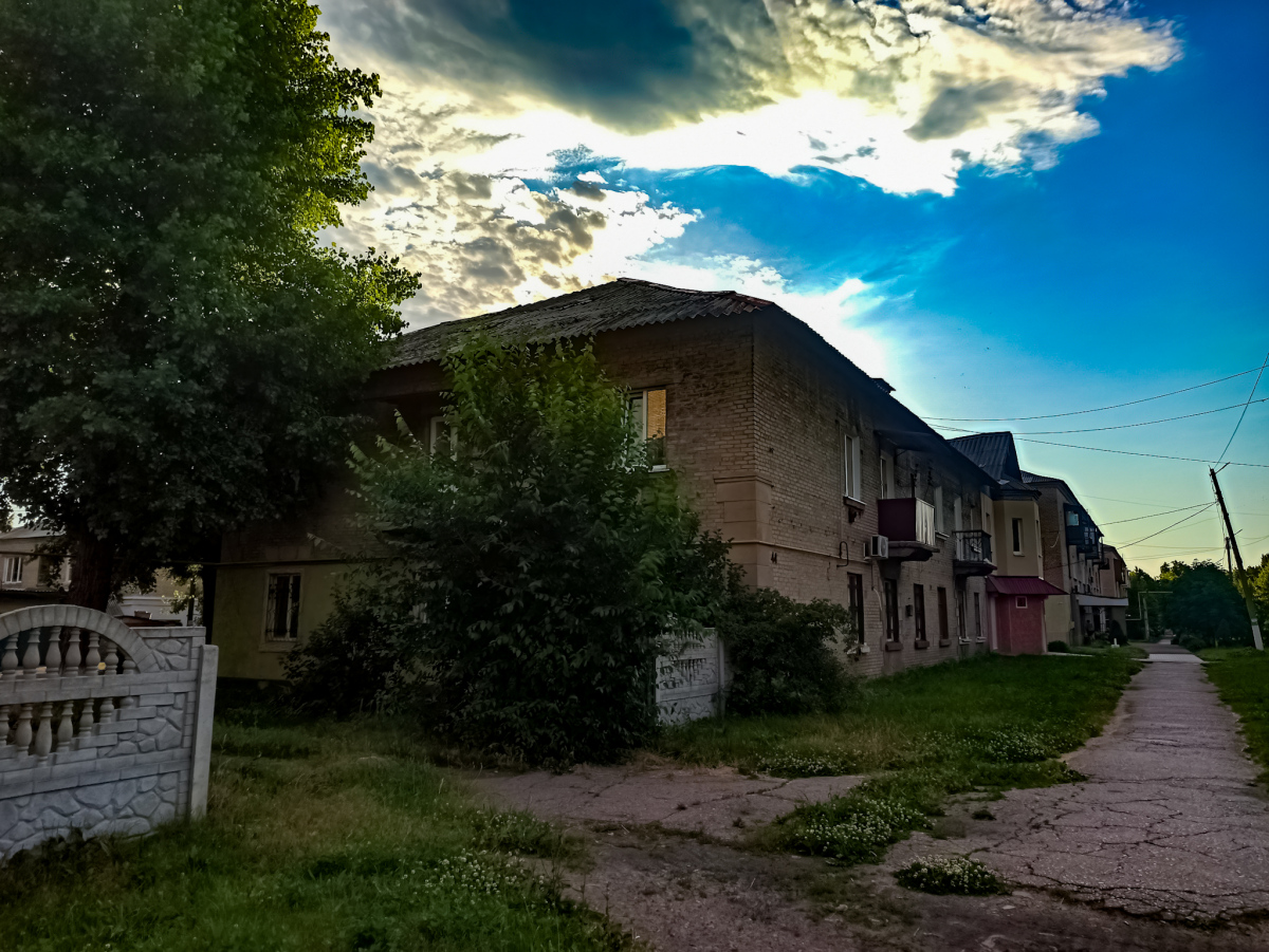 Lysychans'k, Novodruzhes'k, Улица Мира, 44