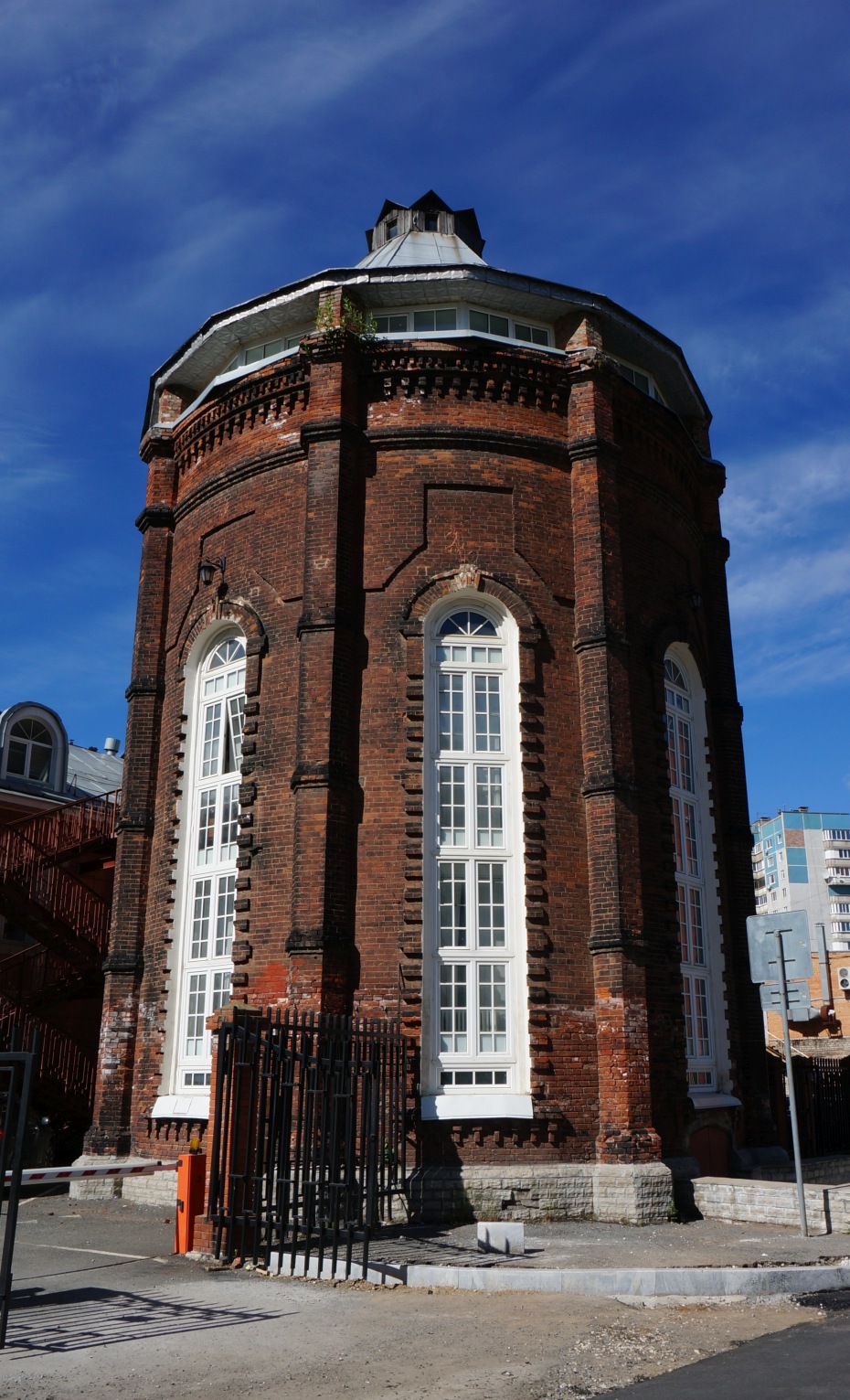 Пермь, Улица Анри Барбюса, 54