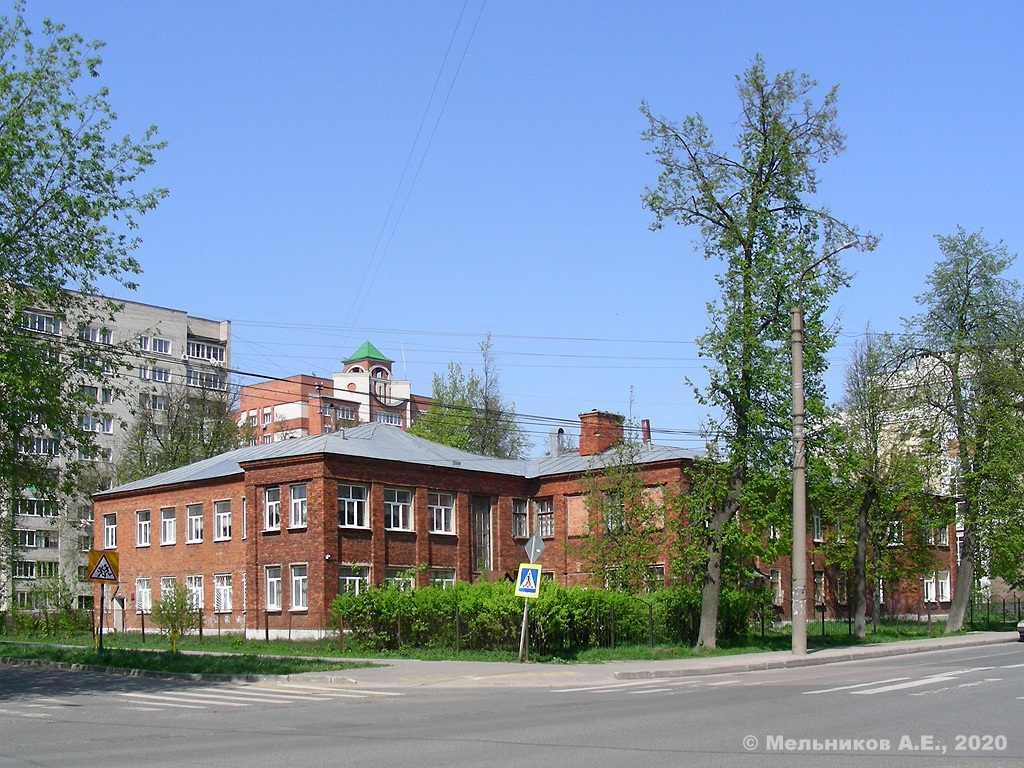 Иваново, Большая Воробьёвская улица, 10 / Зелёная улица, 34