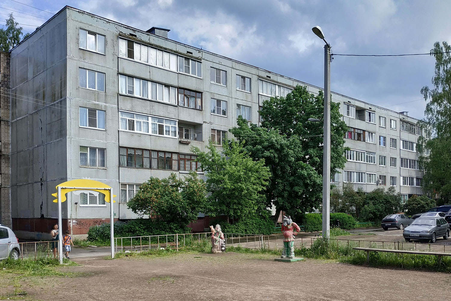 Волхов, Улица Вали Голубевой, 13