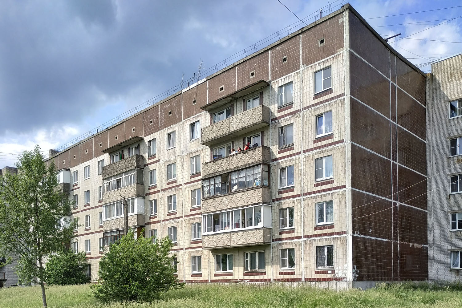Волхов, Проспект Державина, 32 (подъезды 5-7)