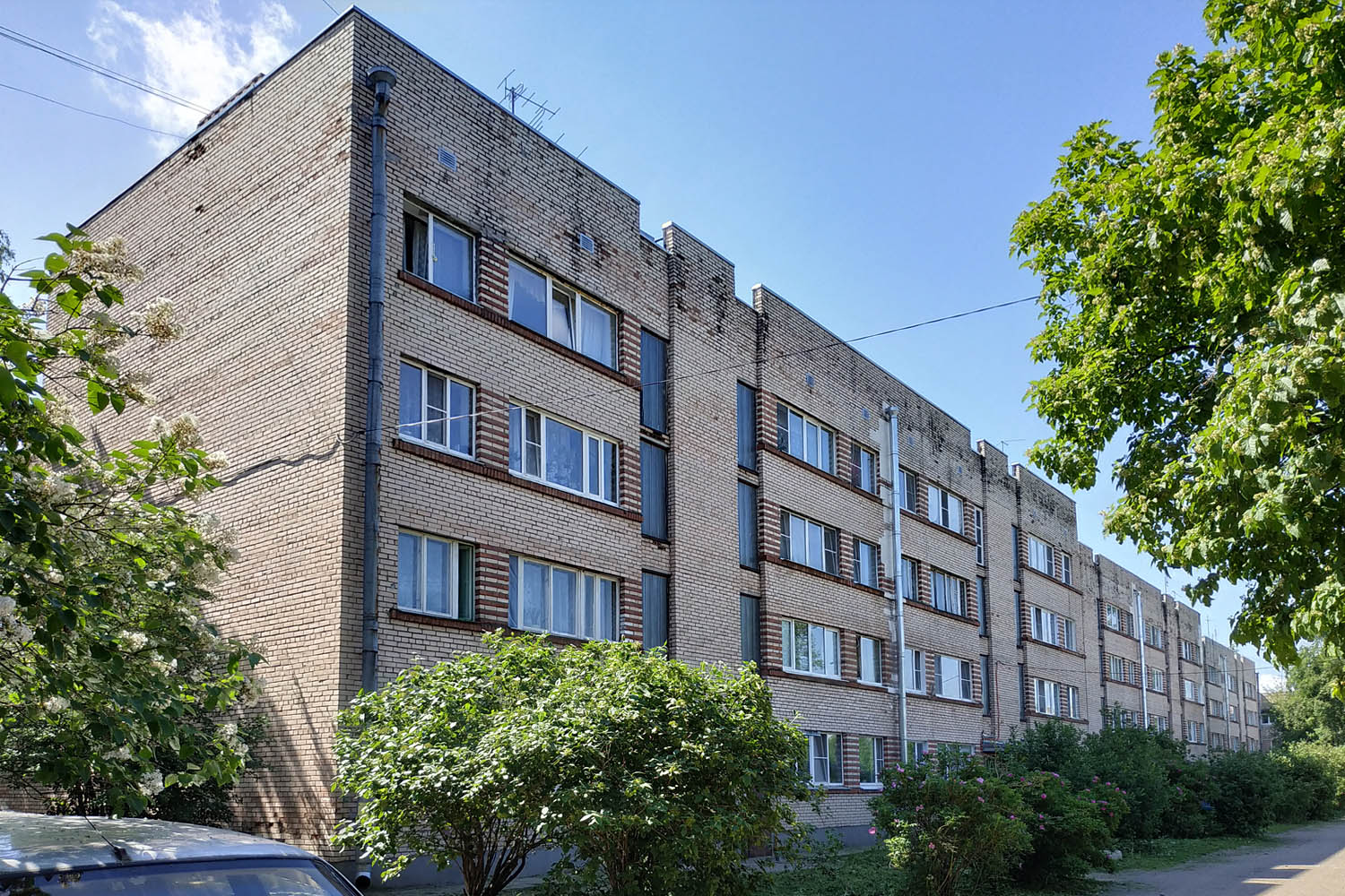 Ryabovo, Ленинградская улица, 1 корп. 2