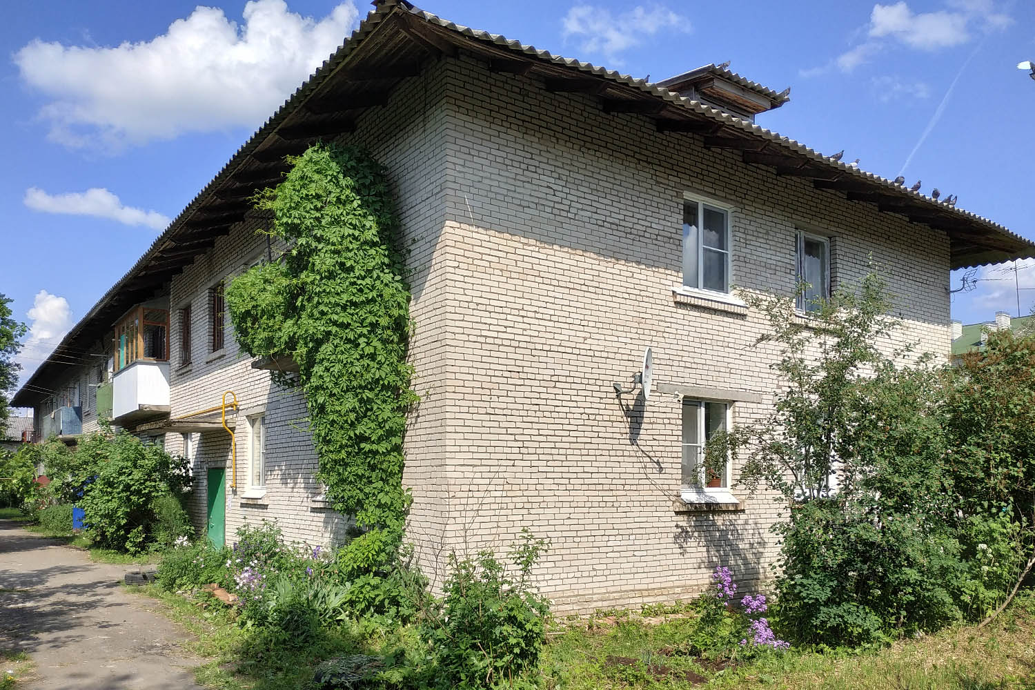 Рябово, Улица Связи, 15