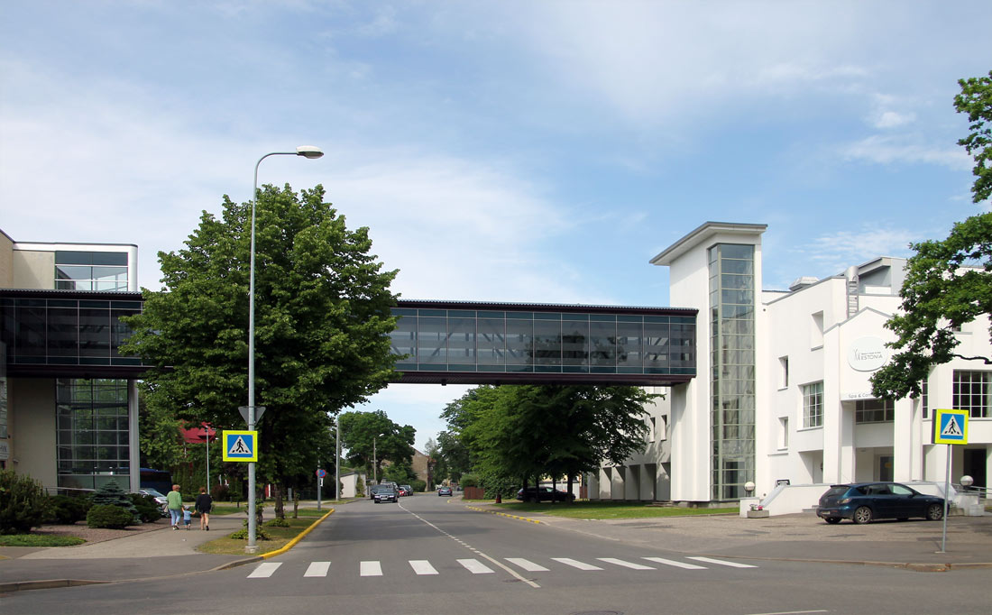 Пярну, Anton Hansen Tammsaare puiestee, 4a; Anton Hansen Tammsaare puiestee, 6