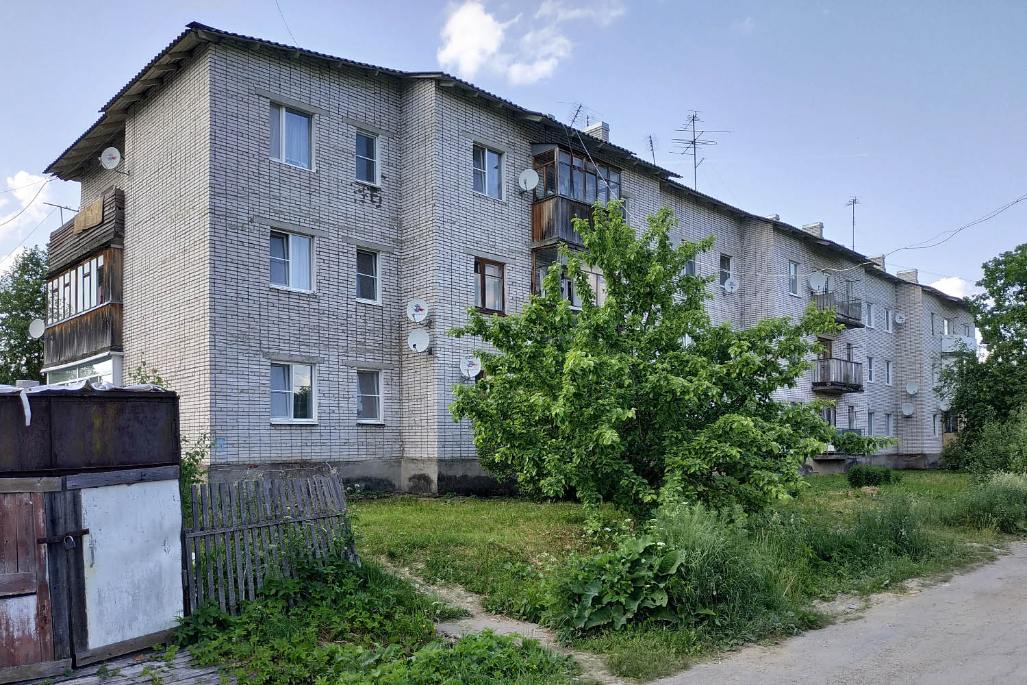 Рябово, Улица Связи, 8