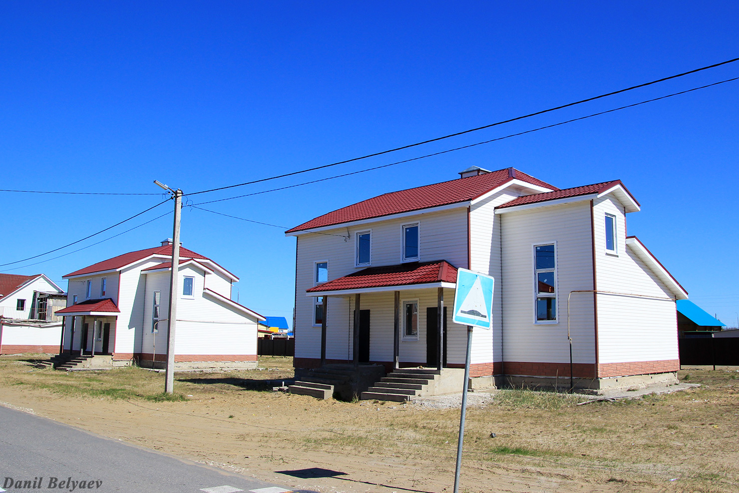 Искателей, Международная улица, 9; Международная улица, 11