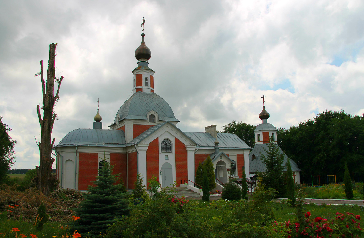 Латная, Первомайская улица, 37