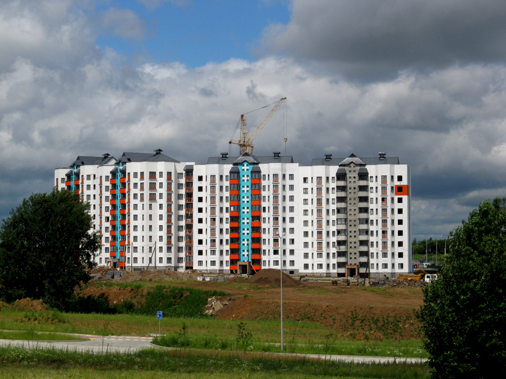 Минск, Улица Владимира Оловникова, 13