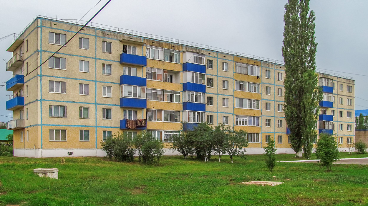 Janaul, Улица Азина, 9