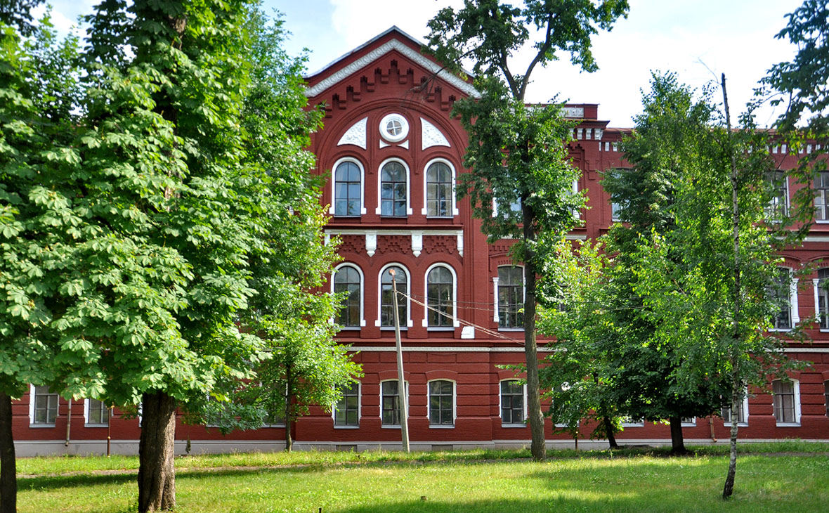 Charków, Улица Кирпичёва, 2