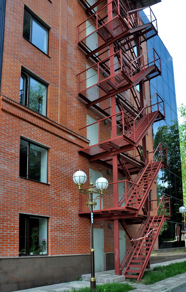 Харьков, Улица Кирпичёва, 2