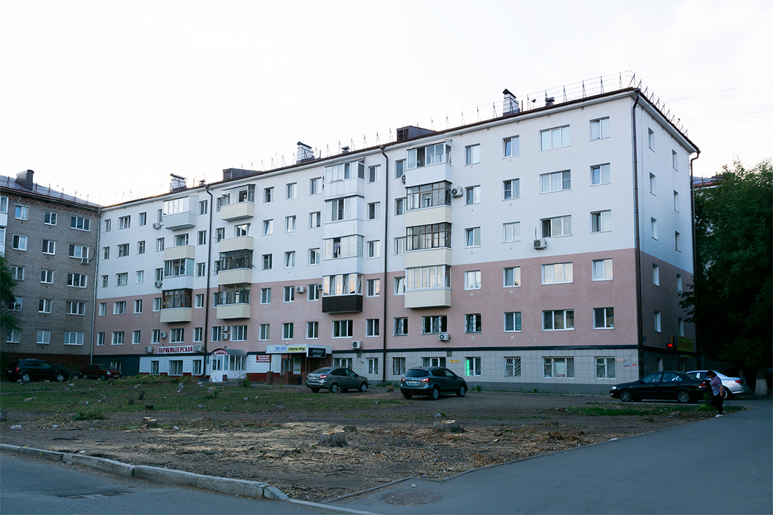 Уфа, Первомайская улица, 67 / Улица Свободы, 12