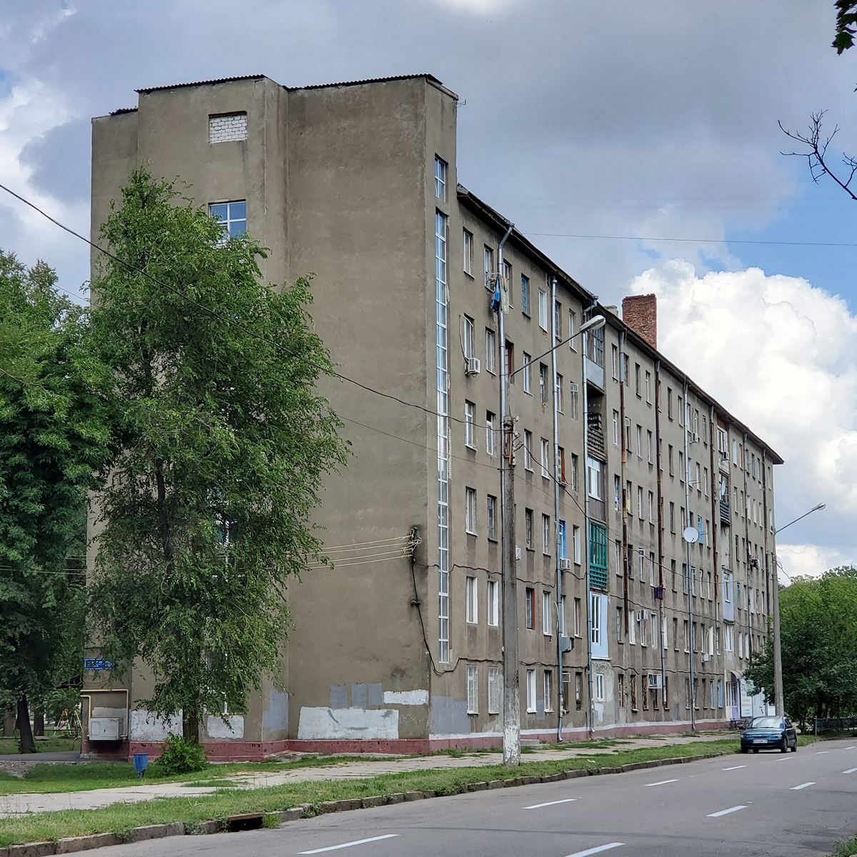 Харьков, Улица Мира, 38 / Индустриальный проспект, 4