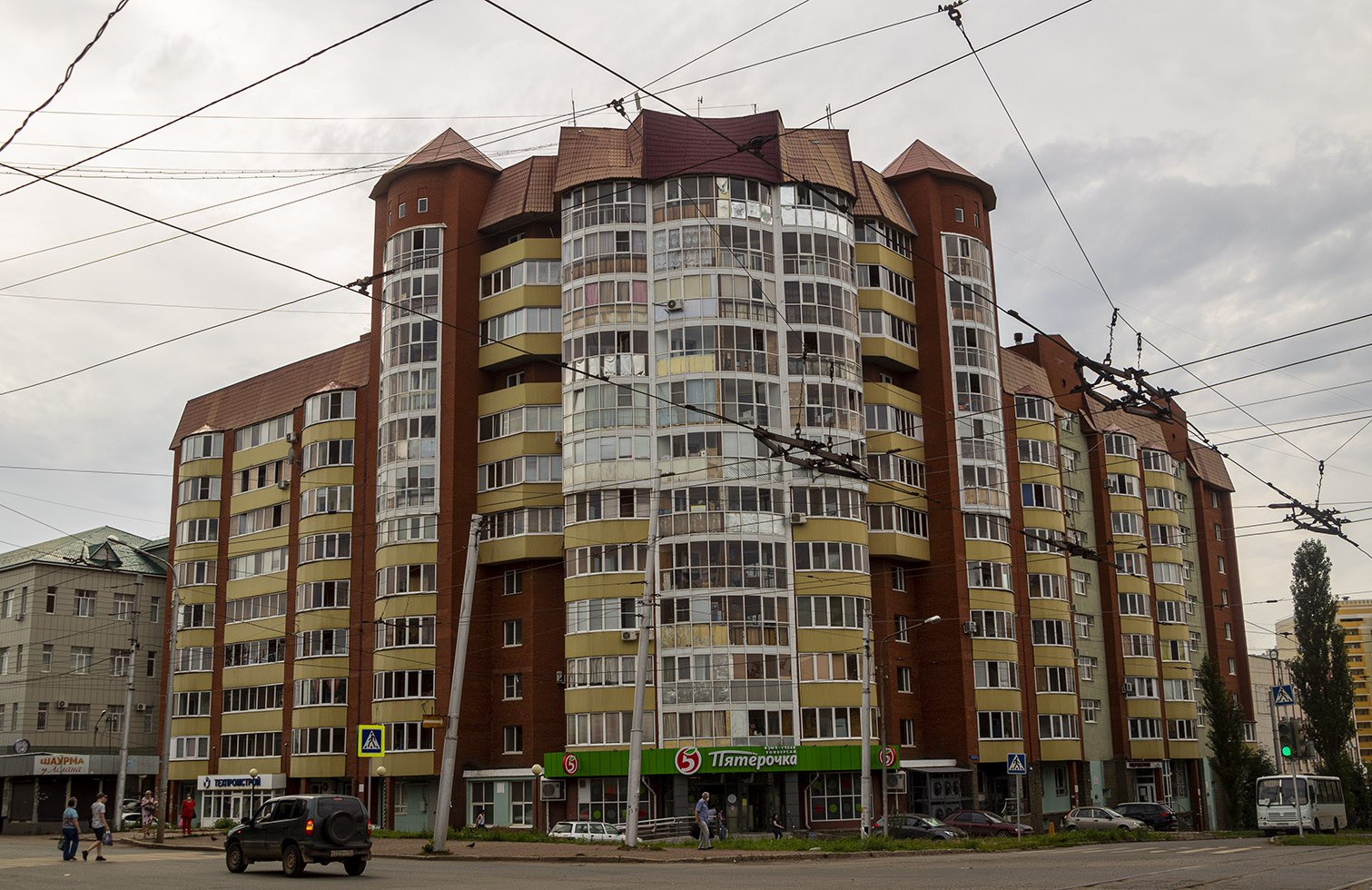 Уфа, Улица Ульяновых, 53 / Улица Максима Горького, 74