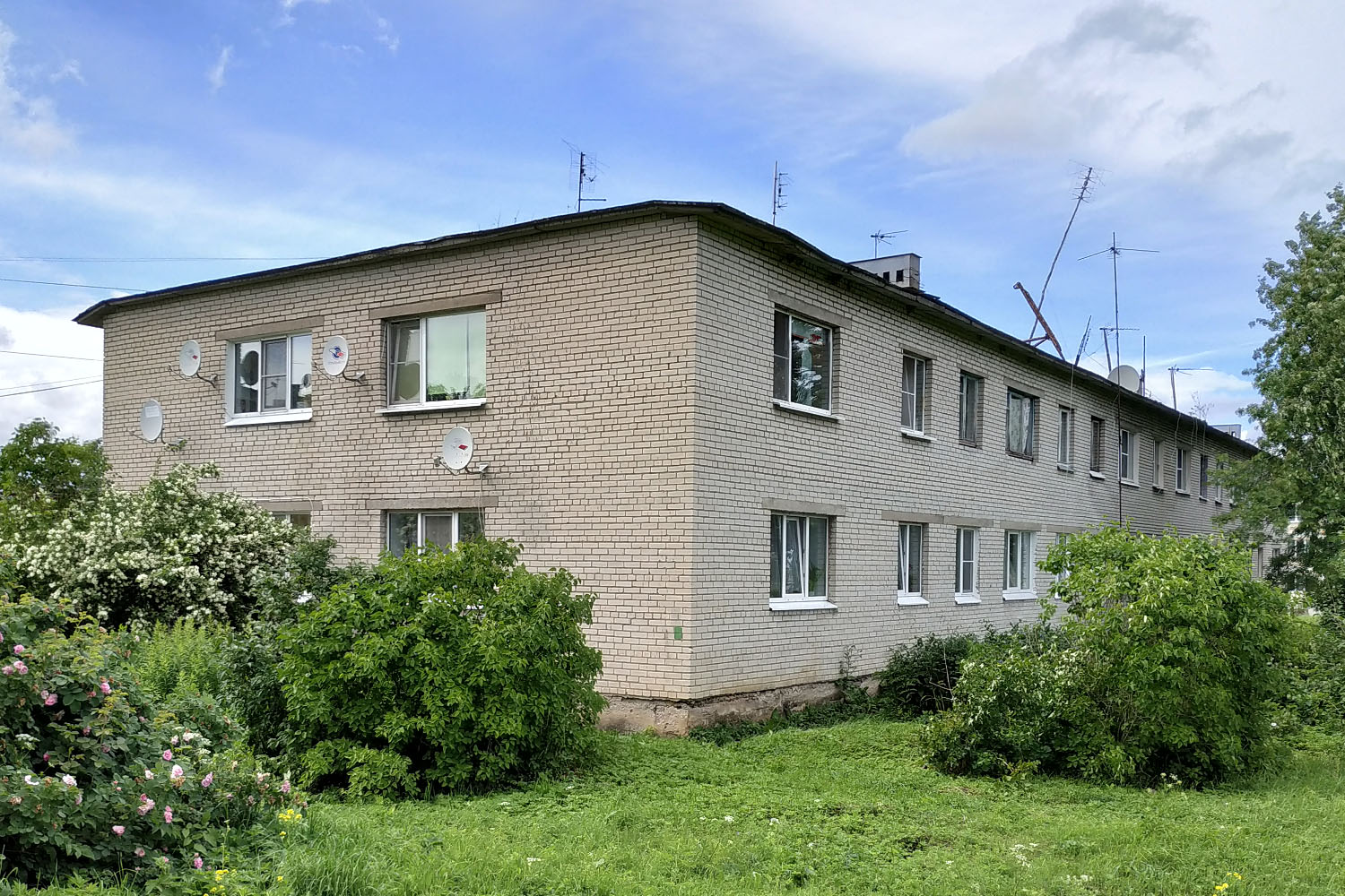 Ломоносовский район, прочие н. п., Глобицы, улица Героев, 18а