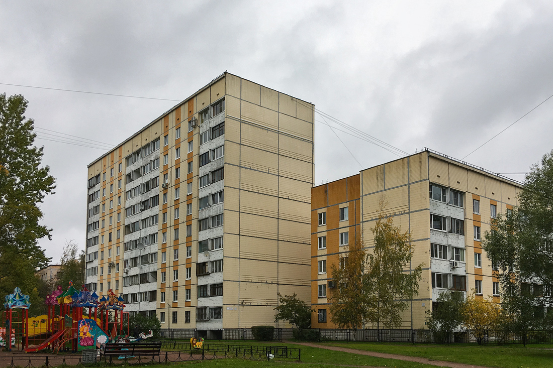 Petersburg, Улица Лёни Голикова, 52 корп. 2; Улица Лёни Голикова, 52 корп. 3