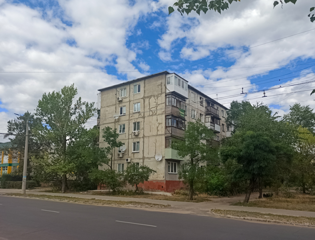 Северодонецк, Центральный проспект, 49