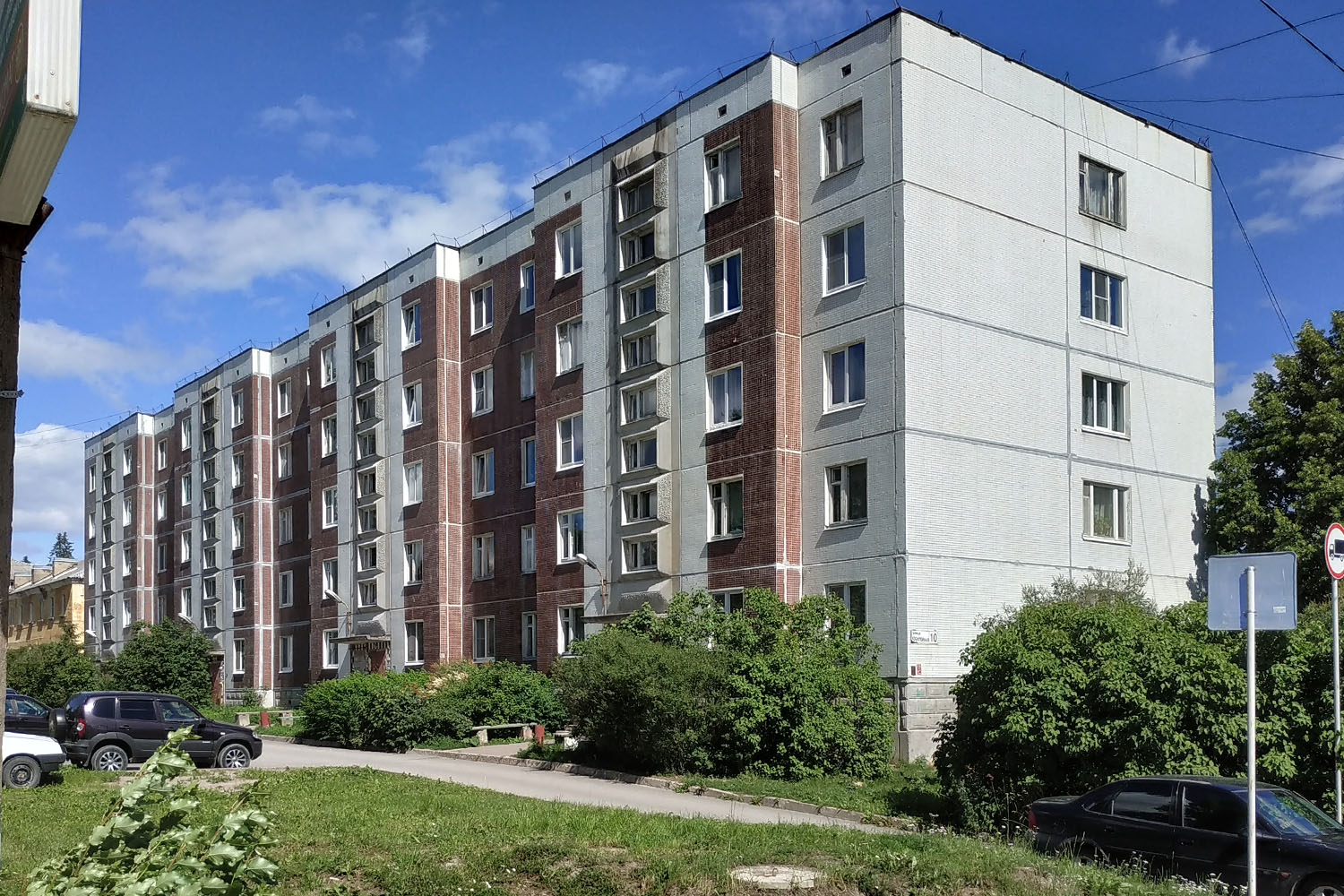 Kuznechnoe, Юбилейная улица, 10