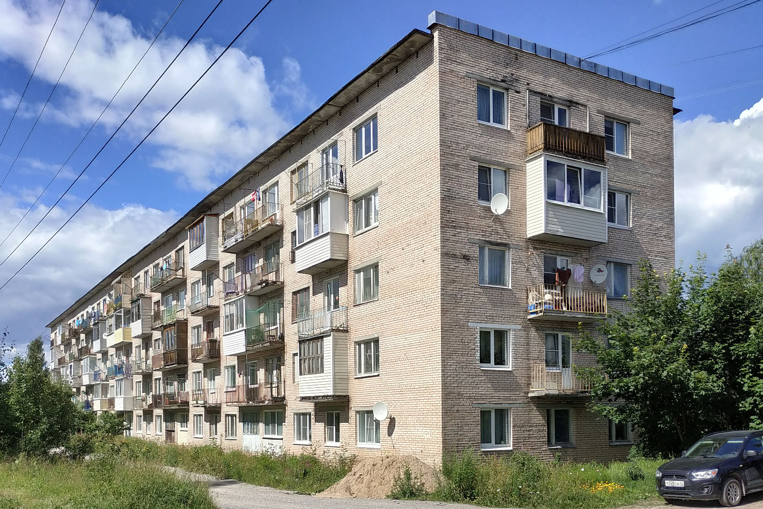 Кузнечное, Улица Гагарина, 1