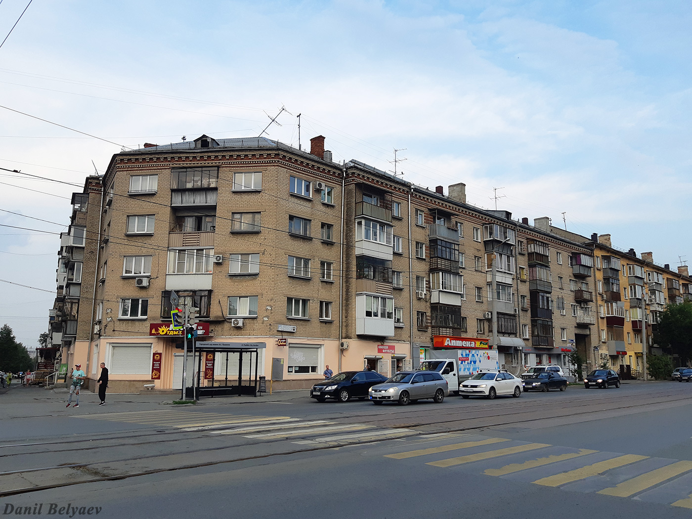 Челябинск, Улица Плеханова, 47; Улица Цвиллинга, 43