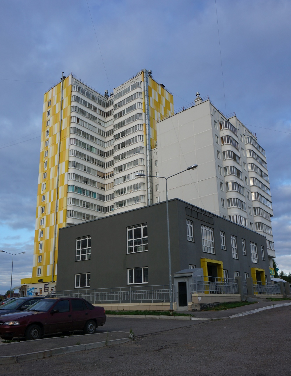 Пермь, Целинная улица, 43; Целинная улица, 43/1