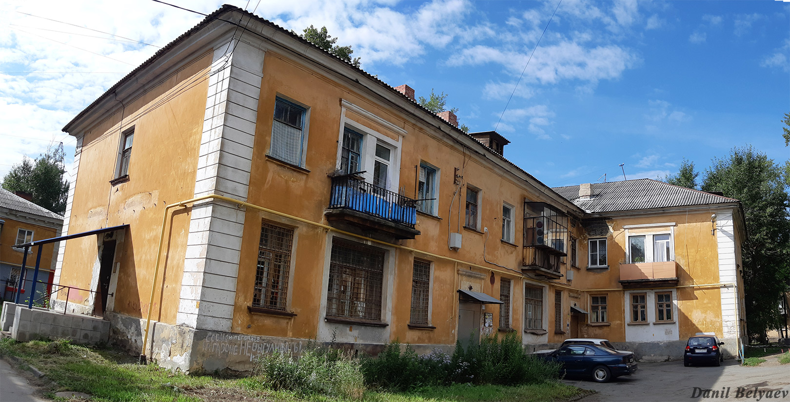 Челябинск, Салютная улица, 52 Челябинск, Салютная улица, 52