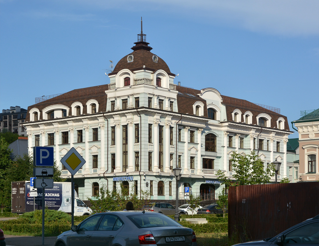 Казань, Петербургская улица, 37