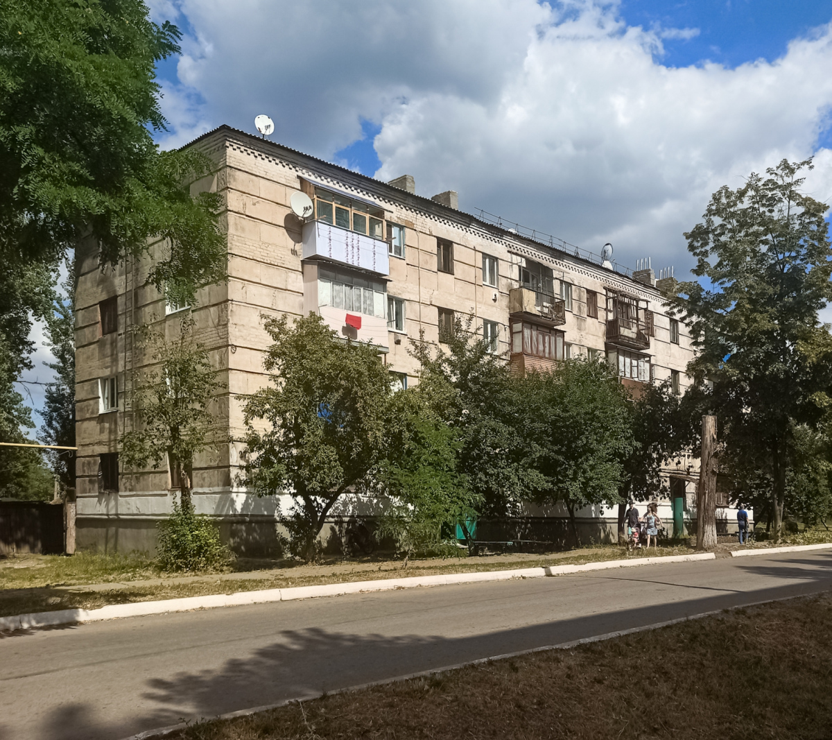 Лисичанск, Приволье, Улица Ломоносова, 27