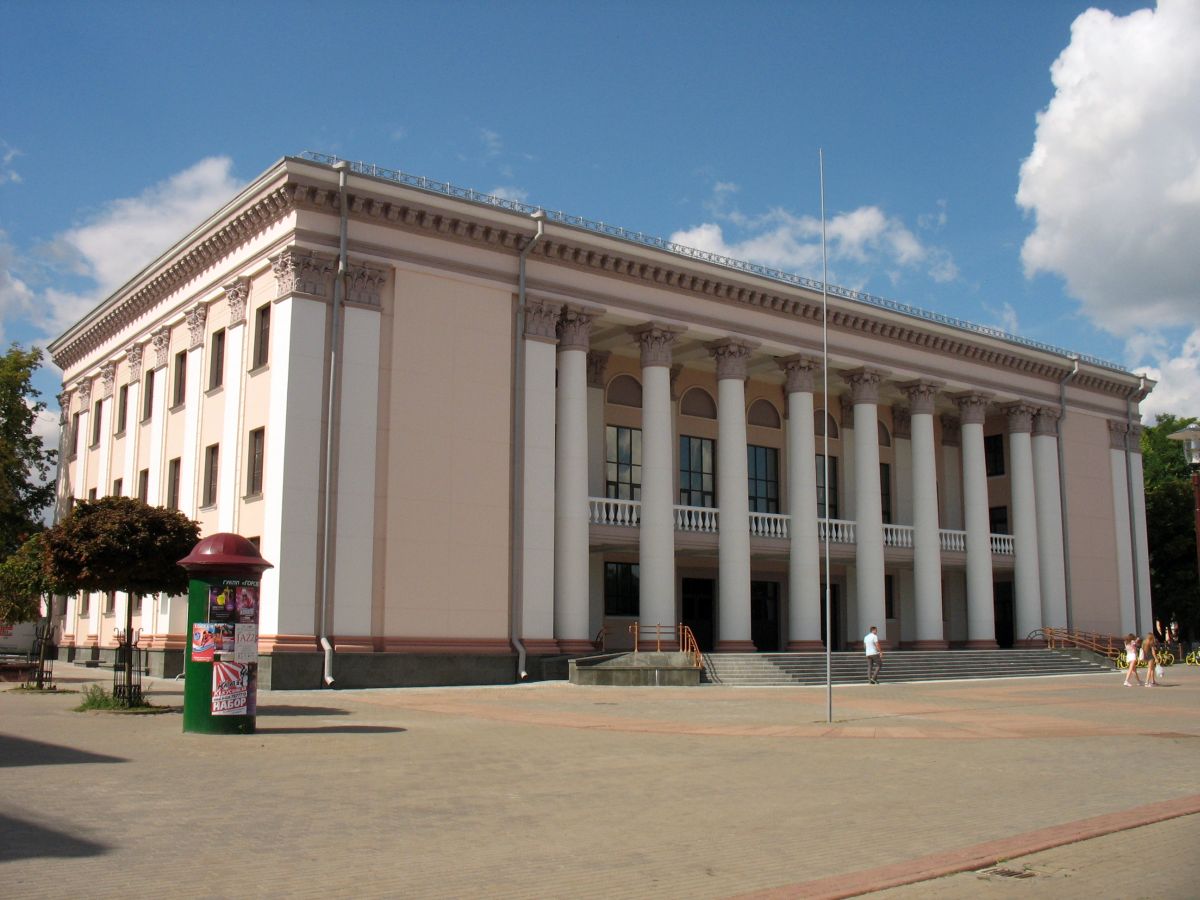Гродна, Советская площадь, 6