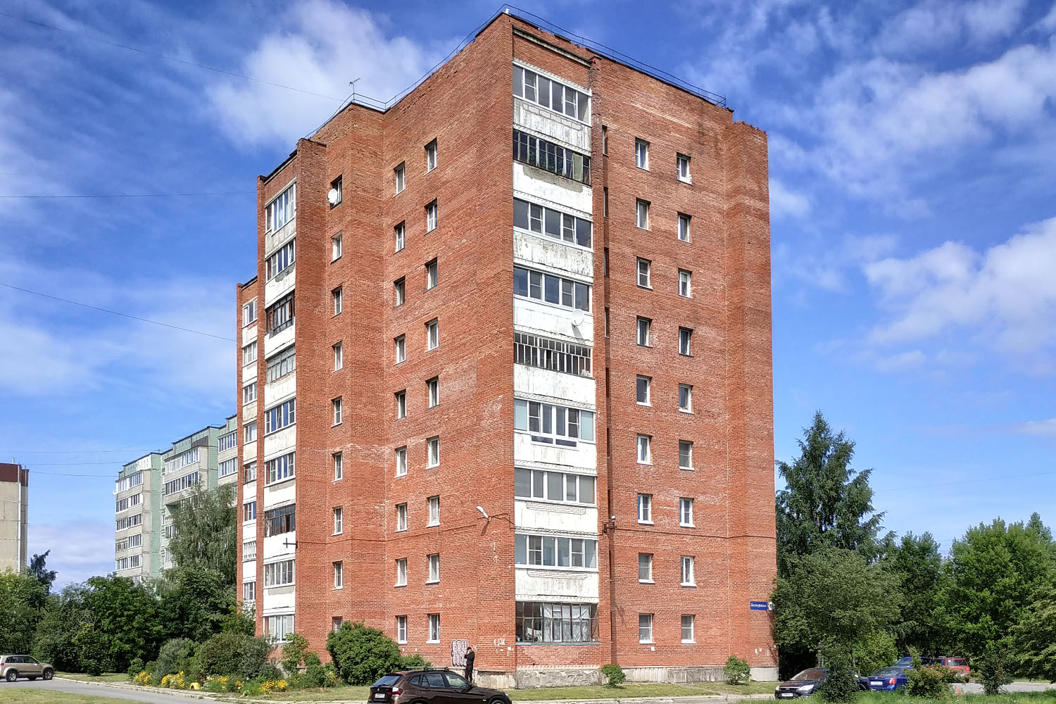 Сосновый Бор, Молодежная улица, 56