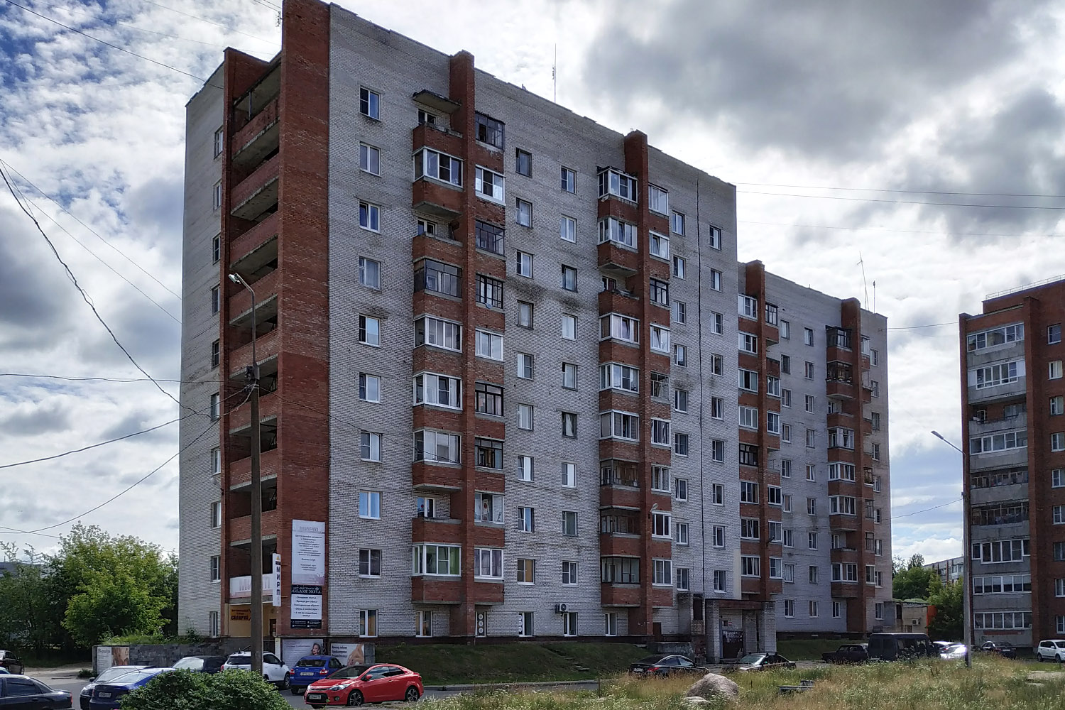 Сосновый Бор, Молодежная улица, 66