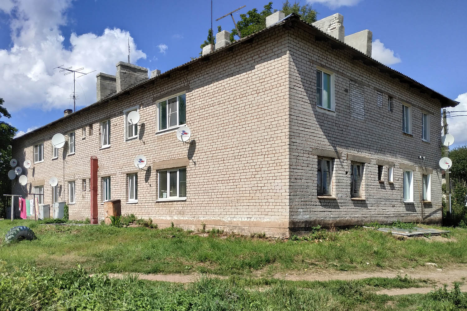 Будогощь, Октябрьская улица, 16а