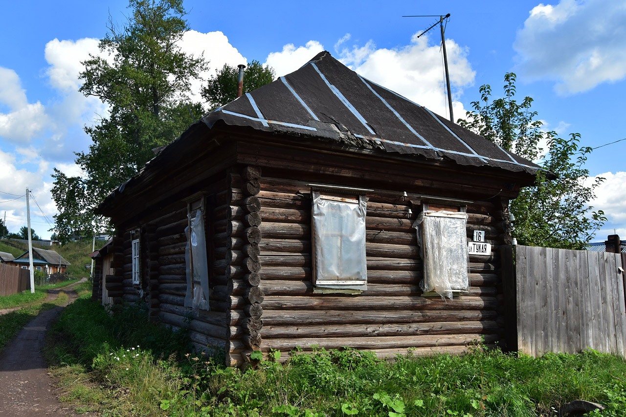 Пермский район, прочие н.п., с. Башкултаево, Улица Тукая, 16
