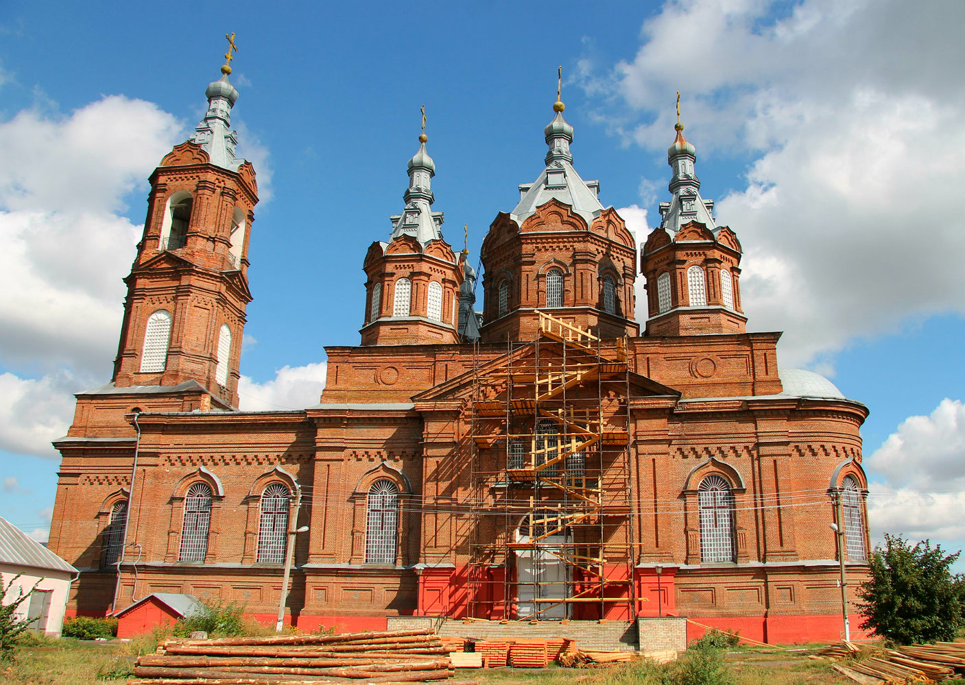 Мордовский район, прочие н.п., пос. Мордово, Базарная улица, 1