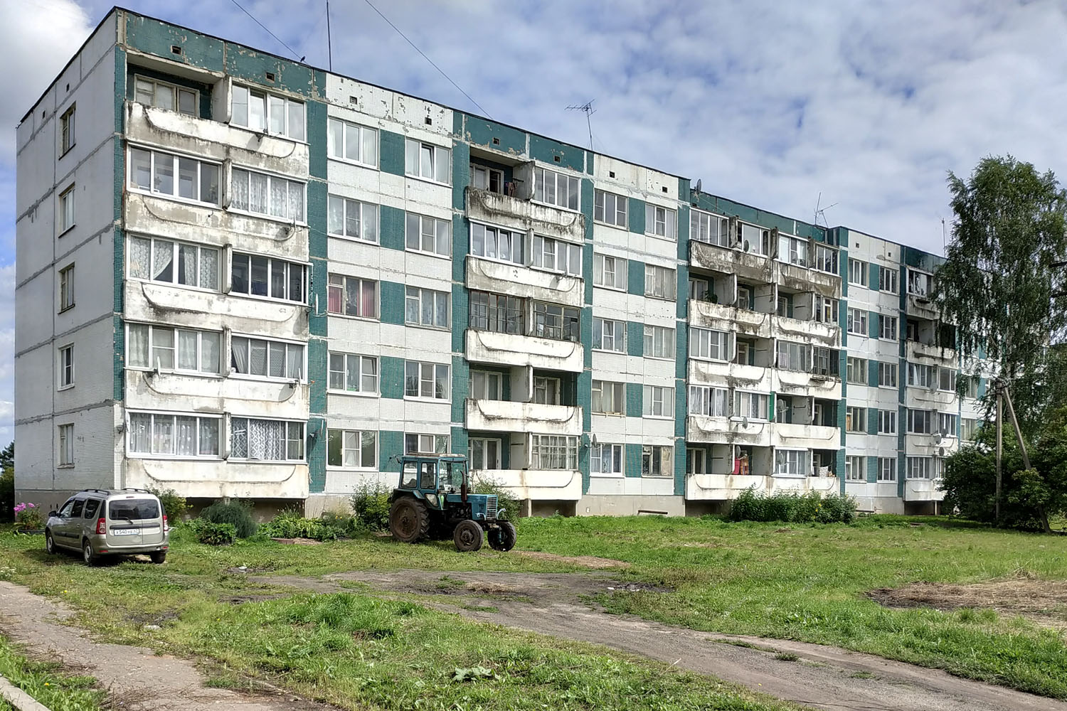 Лужский район, прочие н. п., Ям-Тёсово, Центральная улица, 11