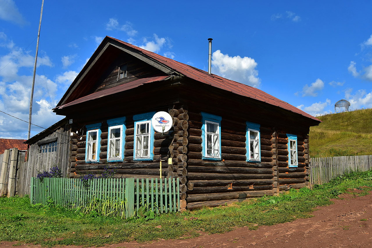 Permsky district, other localities, с. Башкултаево, улица Тукая, 32; с. Башкултаево, улица Вахитова, Шлем-Кольчуга