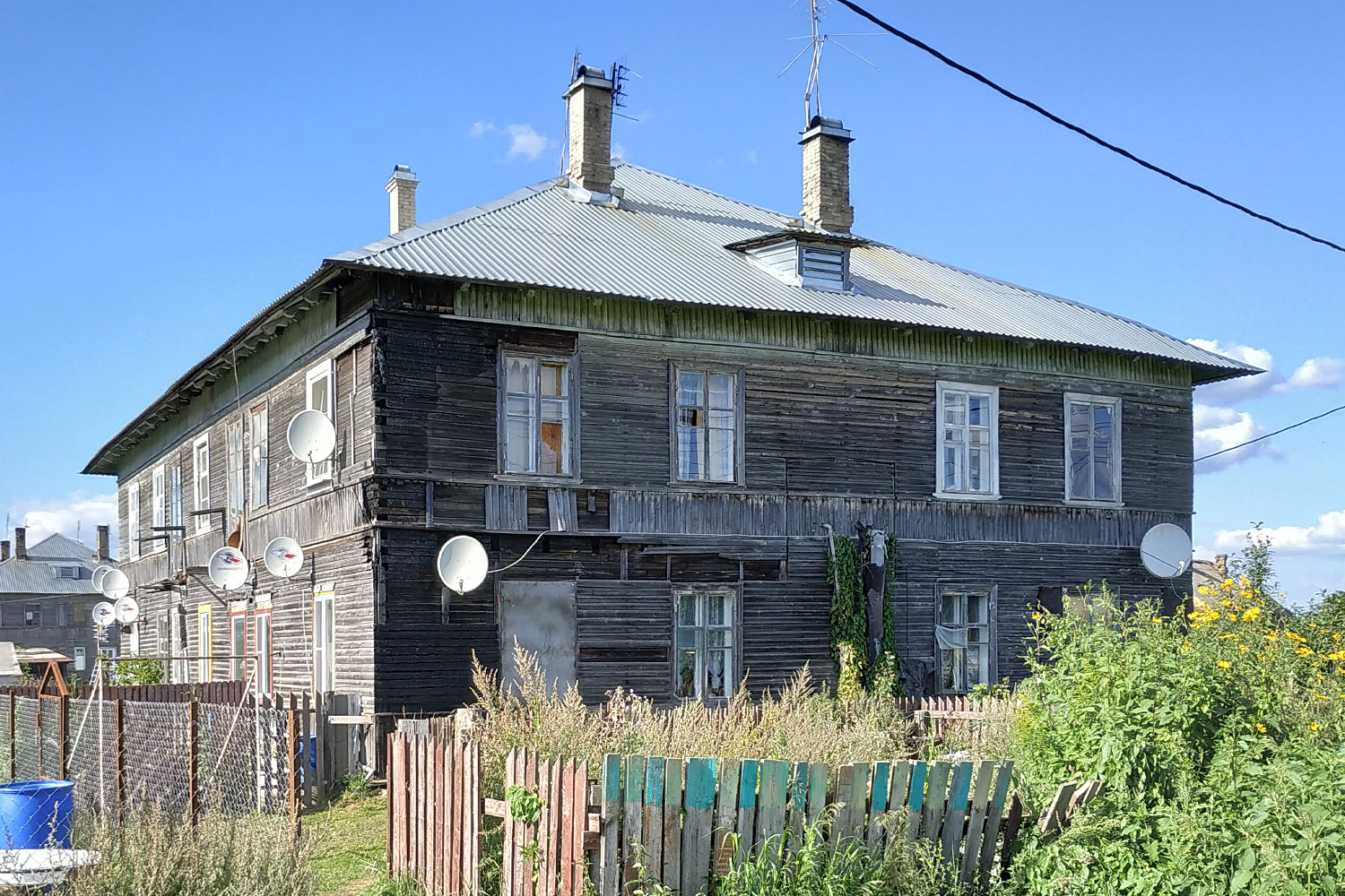 Gatchina District, other localities, Рождествено, Болотная улица, 14