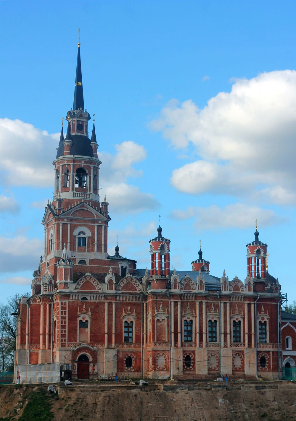 Можайск, Бородинская улица, 8