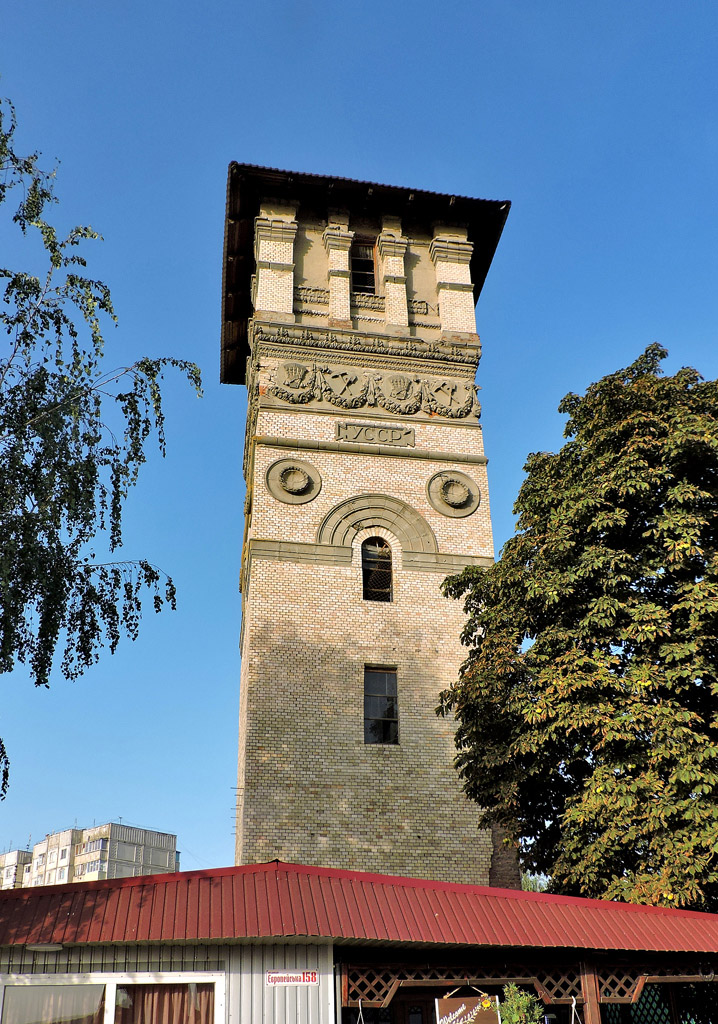 Пирятин, Улица Красноармейская, 152