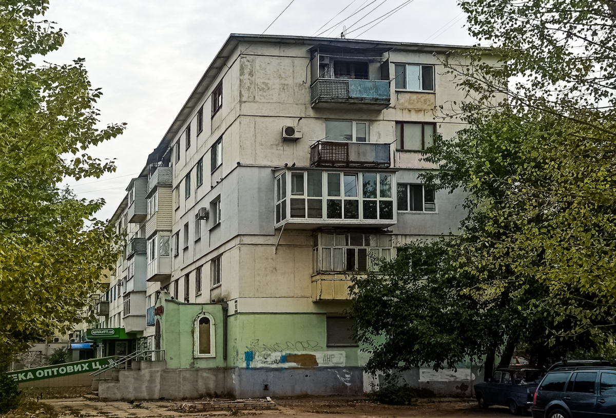 Северодонецк, Гвардейский проспект, 18