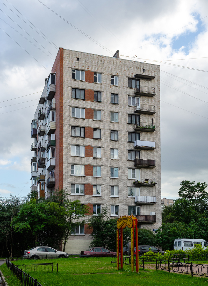 Санкт-Петербург, Бухарестская улица, 57