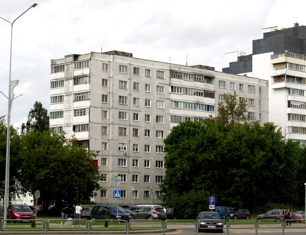 Борисов, Улица Гагарина, 48