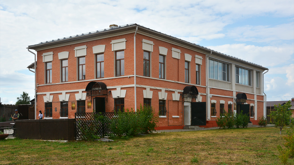 Свияжск, Успенская улица, 2Б; Успенская улица, 2