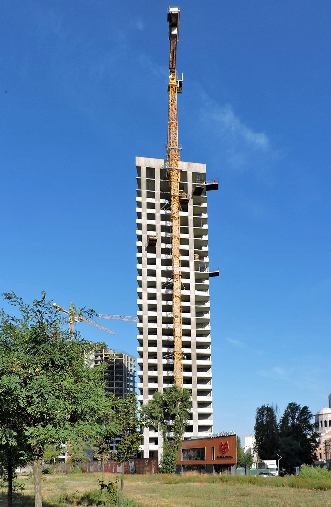 Kyiv, Черниговская улица, 8; Черниговская улица, 8 корп. 4 стр