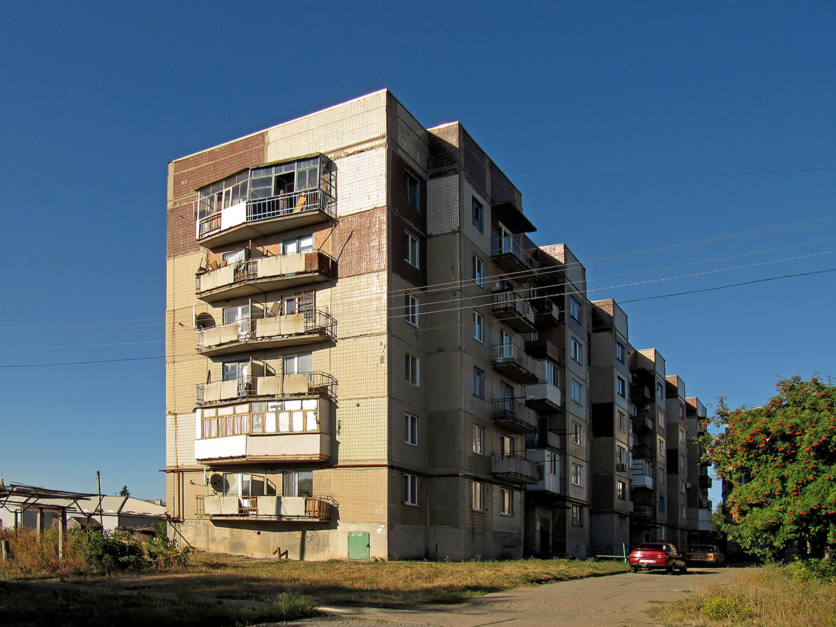 Часов Яр, Образцовая улица, 2*
